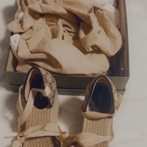 Gucci wedges